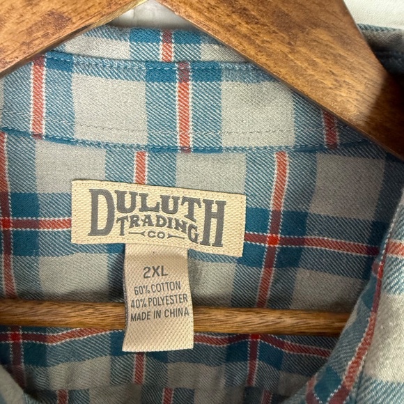 Duluth Trading Gray & Blue Plaid Poly Blend Double Pocket Button Up Shirt 2XL - Picture 3 of 7